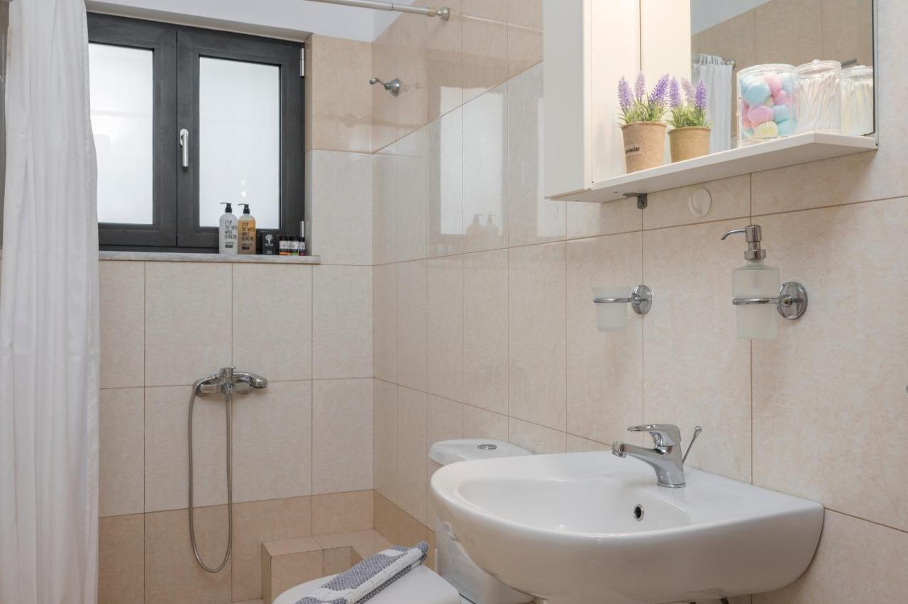 Agia Marina Athina'S Flat On The Sea 아파트 외부 사진